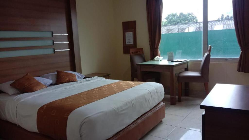 Hotel Senen Indah Syariah Jakarta Exteriör bild