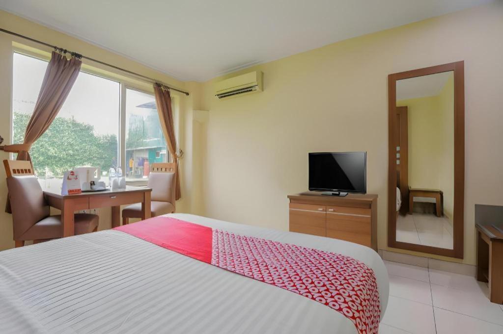 Hotel Senen Indah Syariah Jakarta Exteriör bild