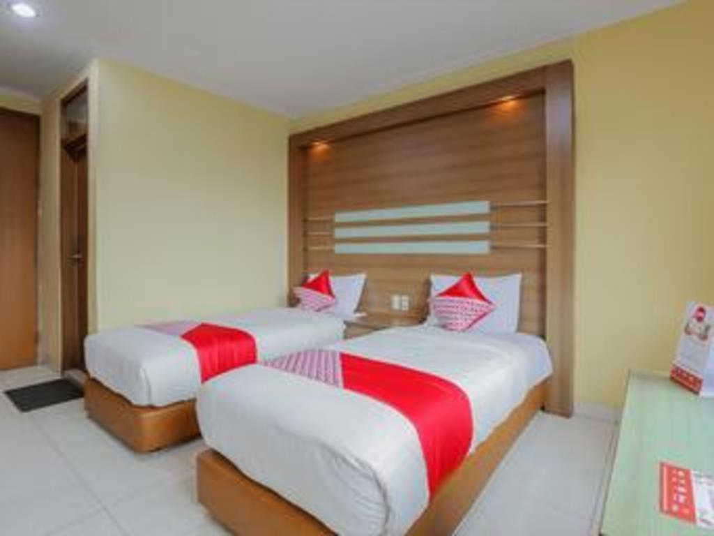 Hotel Senen Indah Syariah Jakarta Exteriör bild